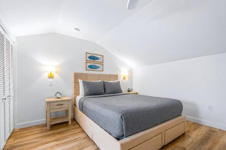 Cayman Luxury Rentals at Coral Bay