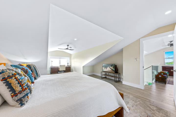 Cayman Luxury Rentals at Coral Bay