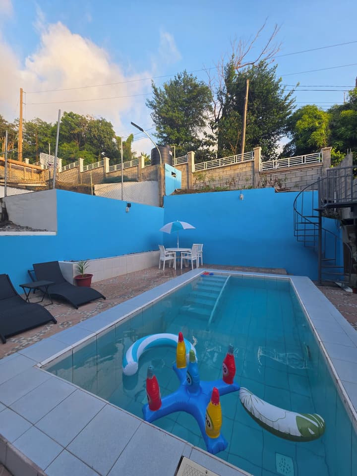 Barefoot Apartments