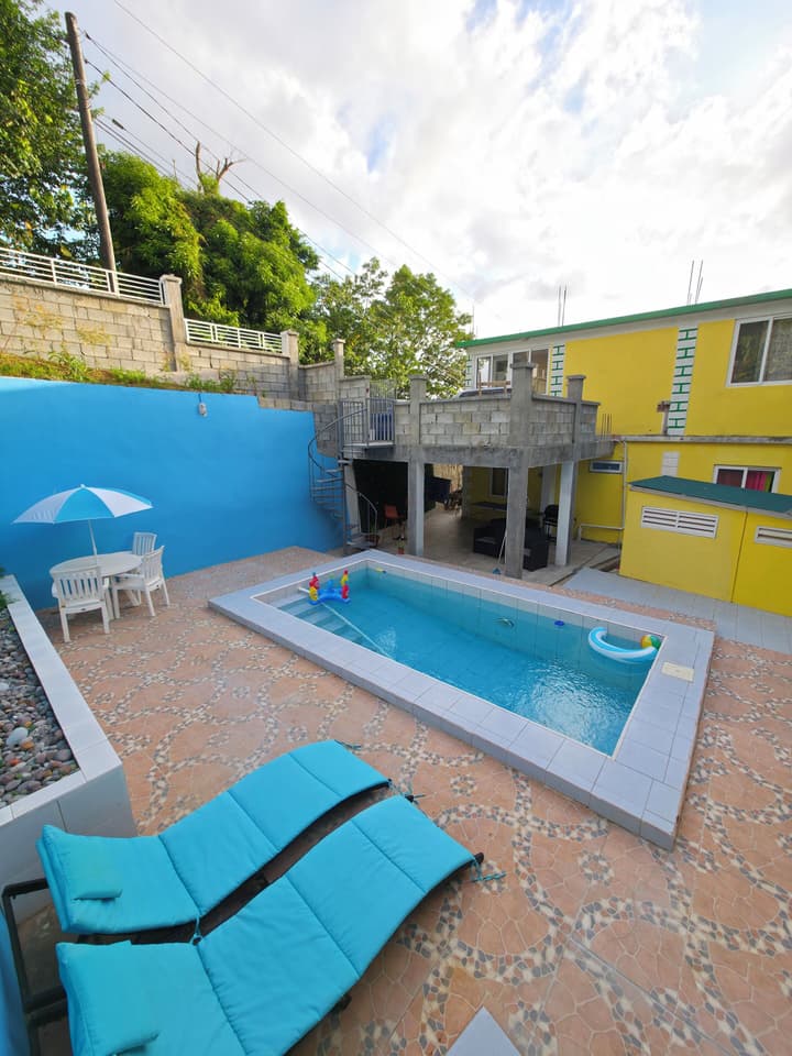 Barefoot Apartments