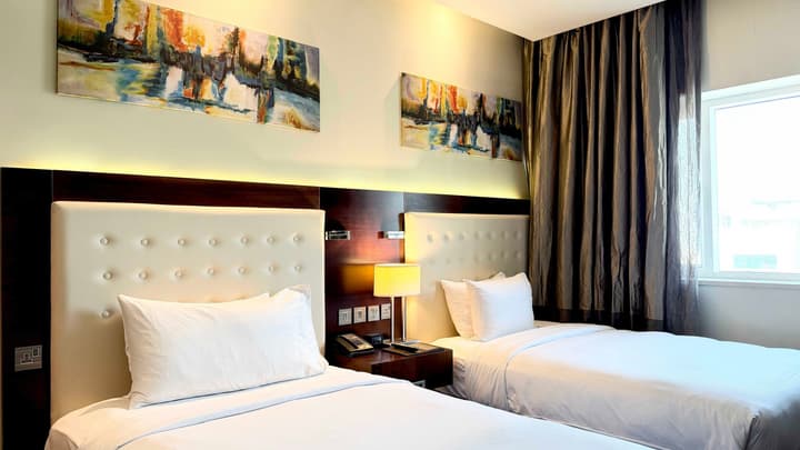 Sunday Signature Hotel & Residences Al Barsha