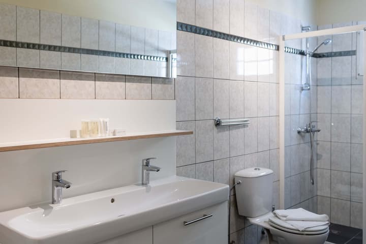 Spanish Water Marina Superior Apartment