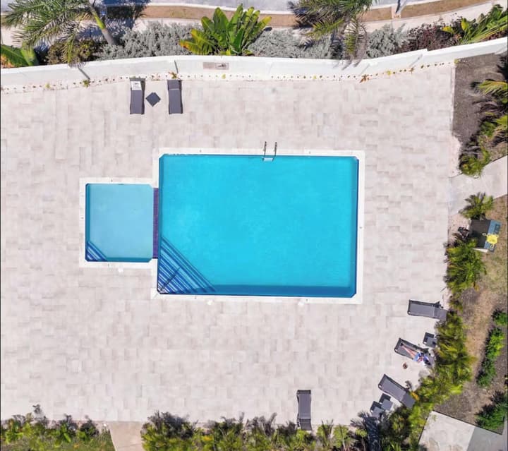 Aurelia- 1BR Luxury Beachfront Condo