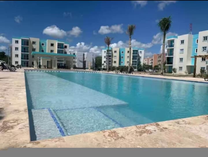 Cozy 2BR Condo Pool Electricity