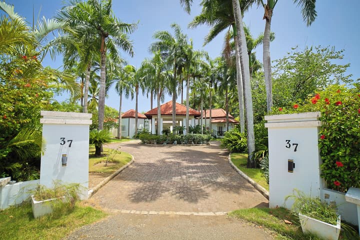 Villa Casamare Oceanfront Luxury in SeaHorseRanch
