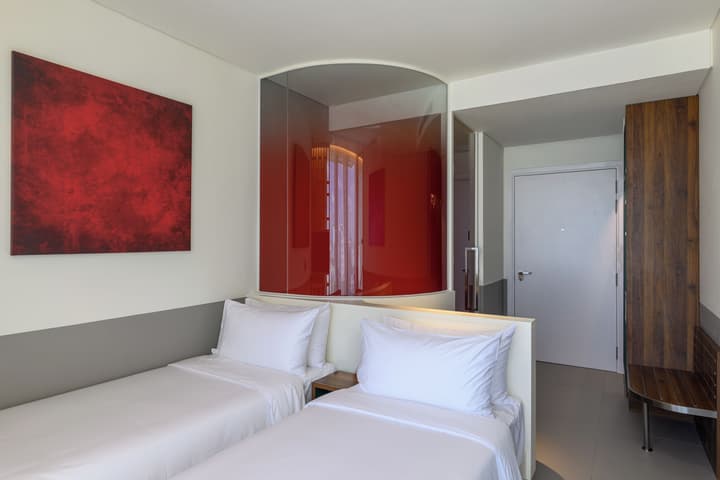 Wink Hanoi Westlake, Unscripted by Hyatt - 24-Hour Stays