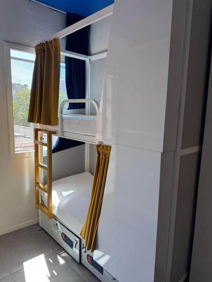 Sun & Moon hostel