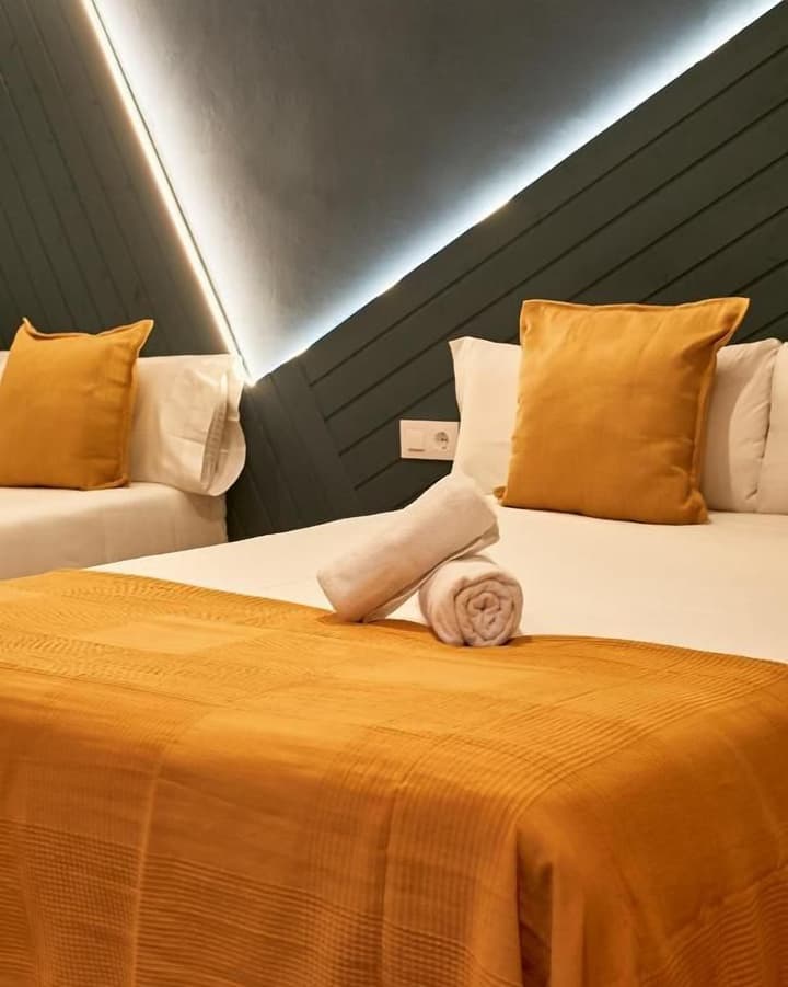 Sun & Moon hostel