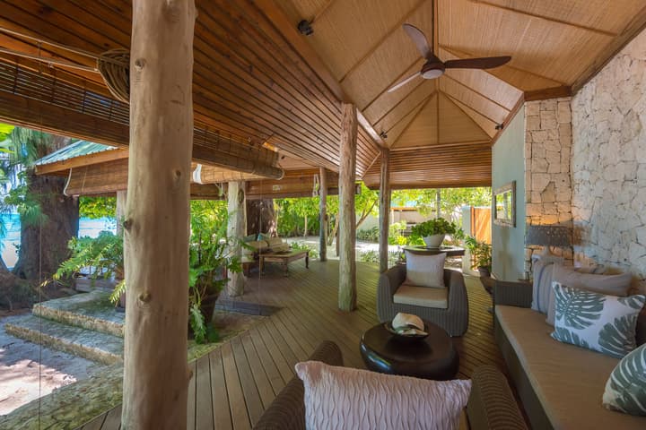 Denis Private Island