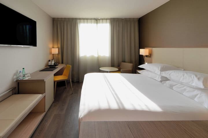 AC Hotel by Marriott Marseille Prado Velodrome