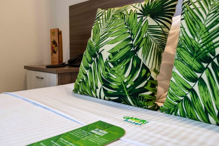 Lleras Green Hotel