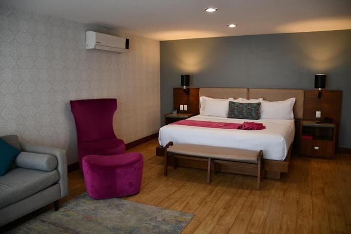 FCH Hotel Expo Adults Only