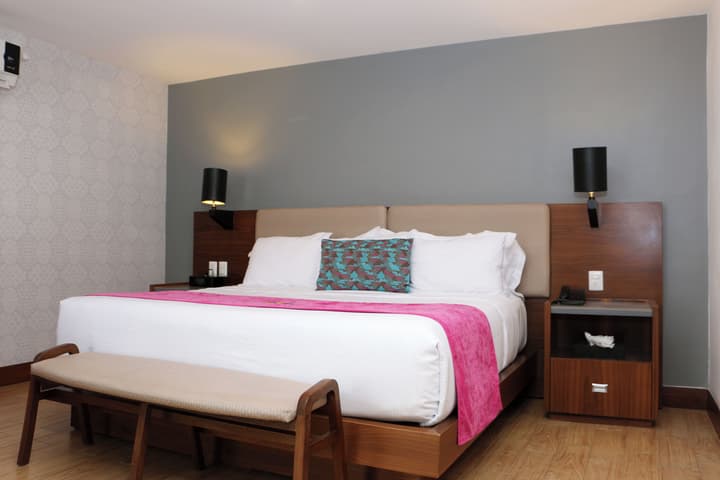FCH Hotel Expo Adults Only