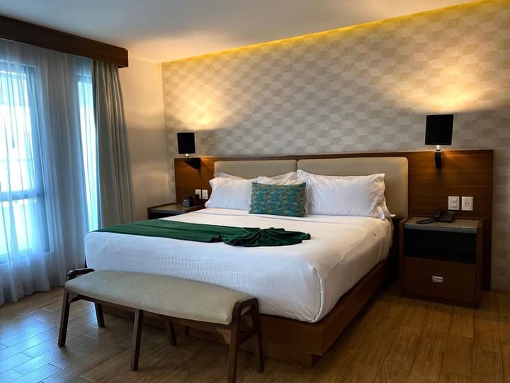 FCH Hotel Expo Adults Only