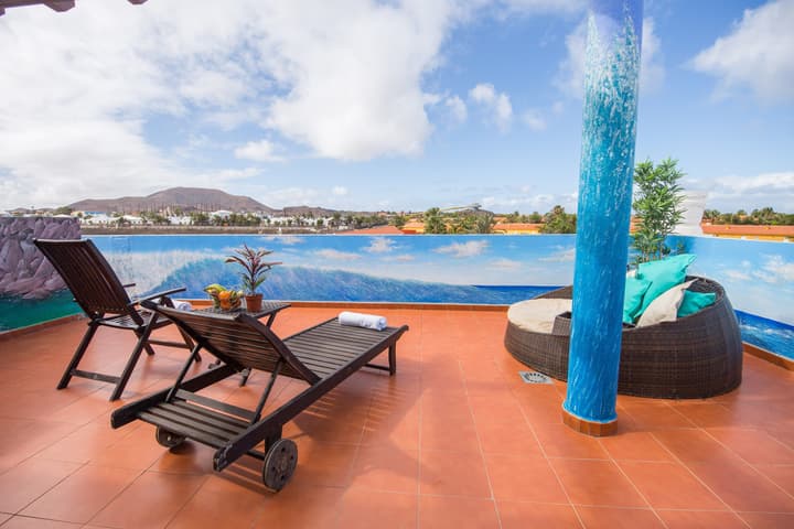 Surf Riders Fuerteventura - Adults Only