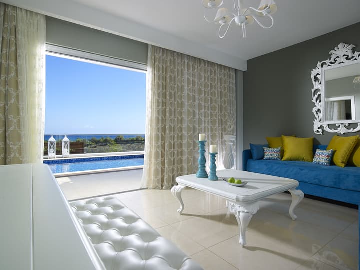 Anemos Luxury Grand Resort