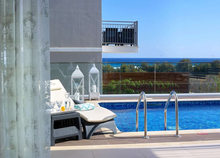 Anemos Luxury Grand Resort