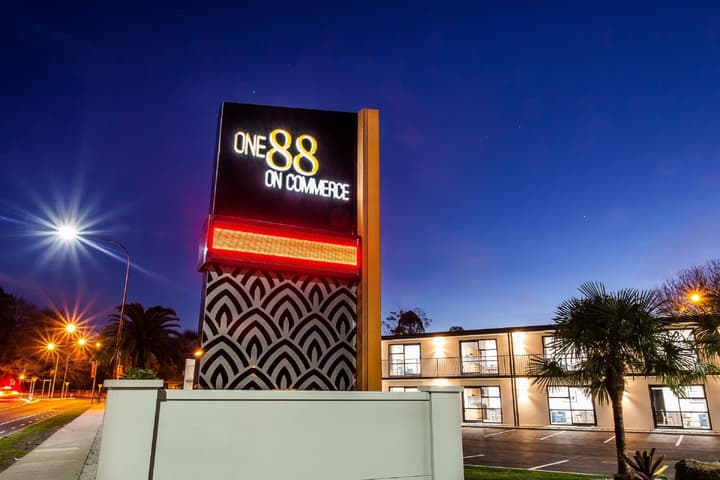 One88 On Commerce