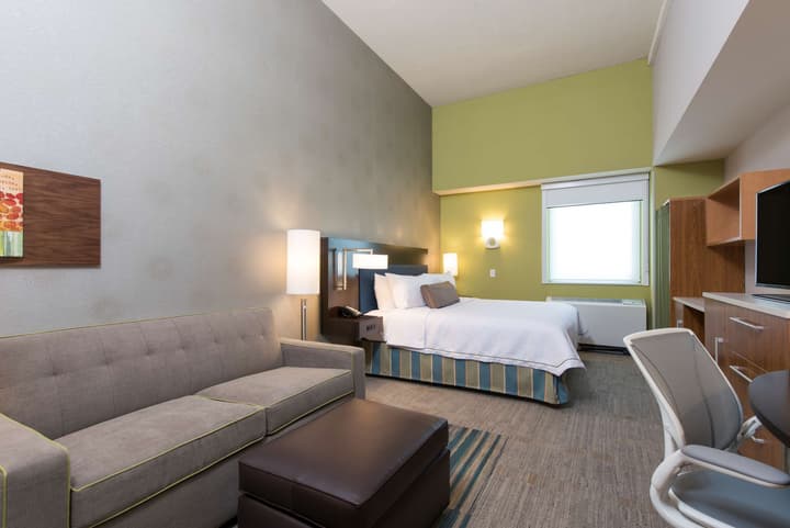Home2 Suites by Hilton Indianapolis Downtown