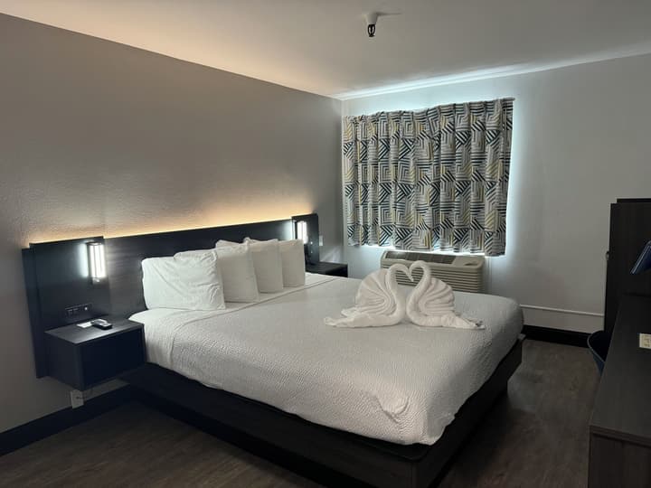 Motel 6 Hollywood