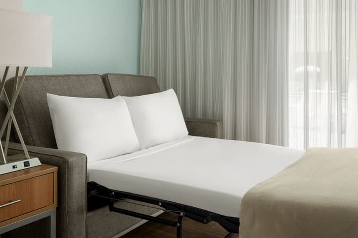 Courtyard by Marriott Nassau Downtown/Junkanoo Beach