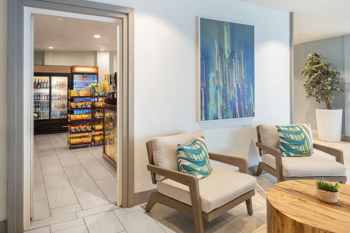 Courtyard by Marriott Nassau Downtown/Junkanoo Beach