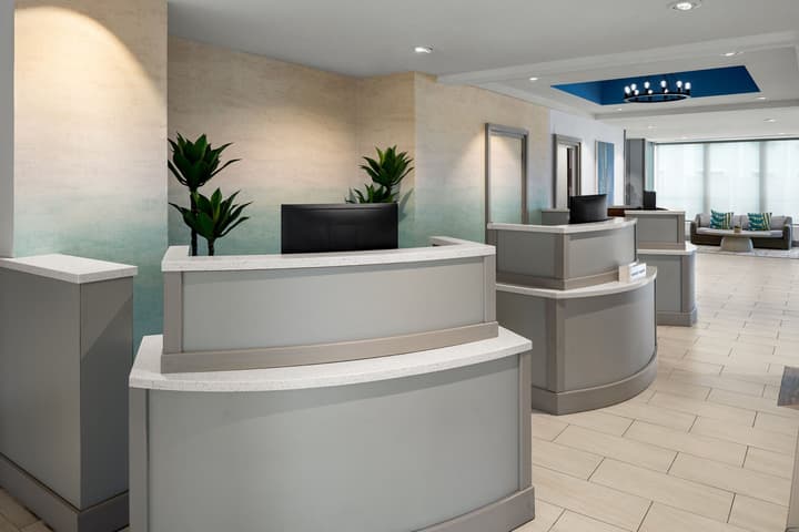 Courtyard by Marriott Nassau Downtown/Junkanoo Beach