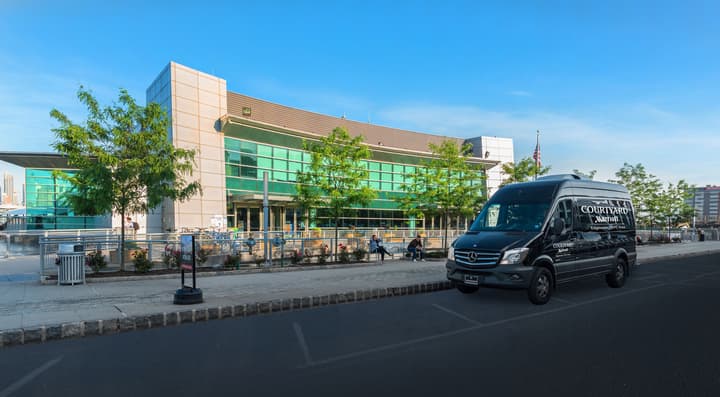 Courtyard by Marriott Edgewater NYC Area