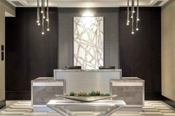 Courtyard by Marriott Edgewater NYC Area