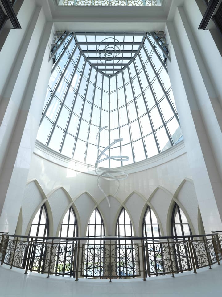 Bab Al Qasr Hotel