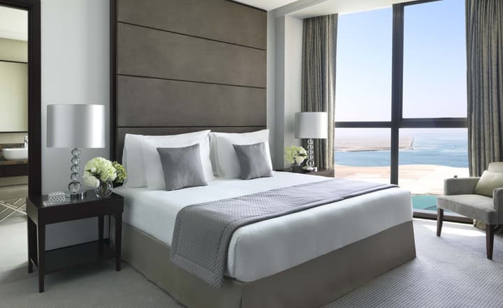 Bab Al Qasr Hotel