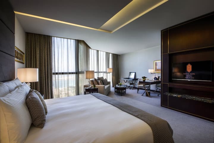 Bab Al Qasr Hotel & Residences
