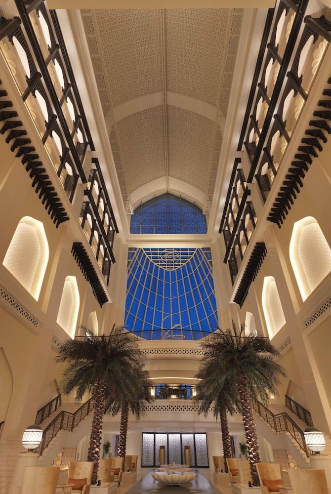 Bab Al Qasr Hotel & Residences