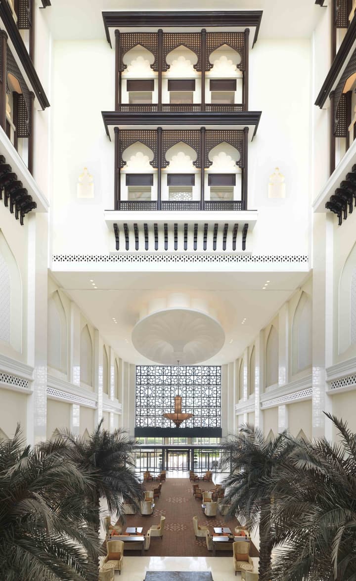 Bab Al Qasr Hotel