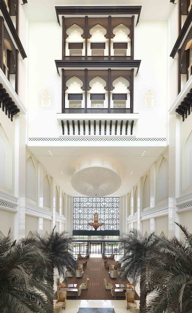 Bab Al Qasr Hotel & Residences