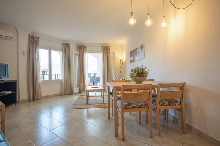 Apartamentos Royal Life