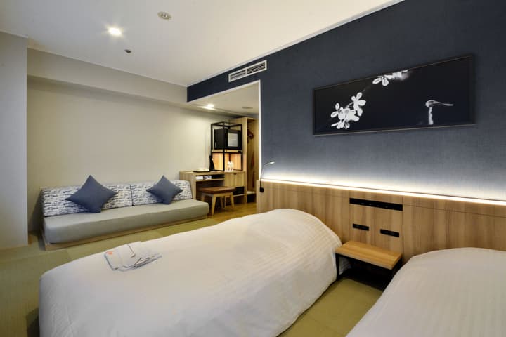 Premier Hotel Cabin Shinjuku