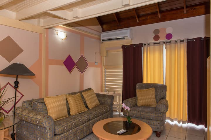 Tropical Beach Suite