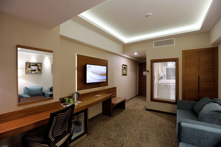 Doubletree by Hilton Izmir Karsiyaka