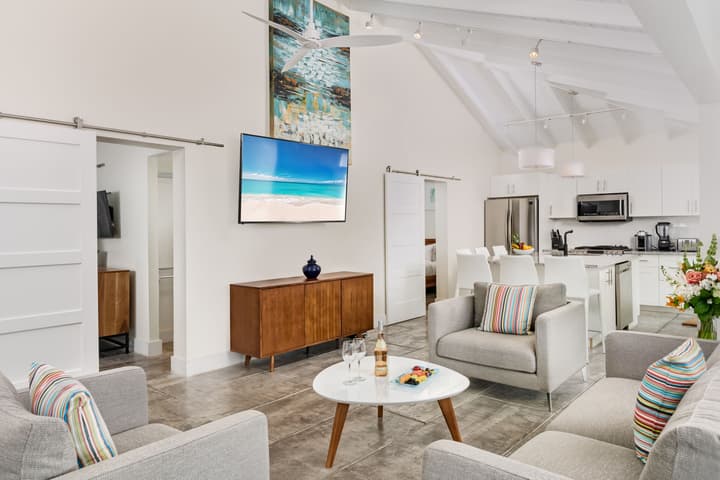The Oasis at Grace Bay
