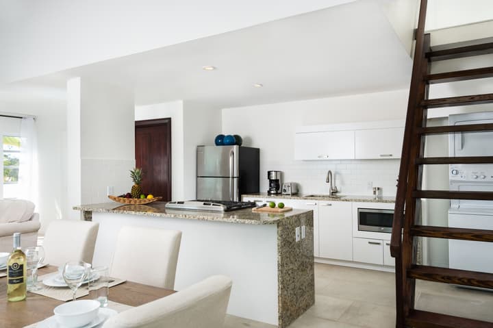 The Oasis at Grace Bay