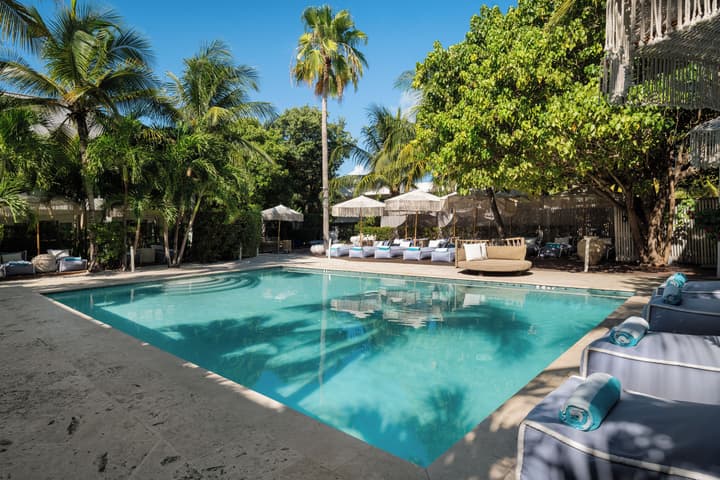 The Oasis at Grace Bay