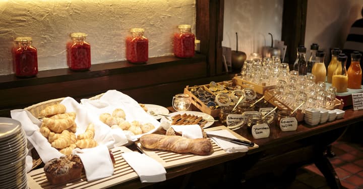 Swiss-Chalet Merlischachen - Historik Chalet-Hotel Lodge