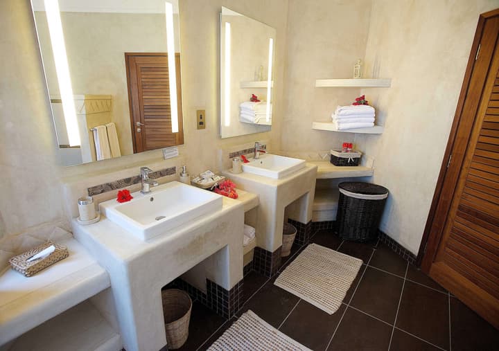 Severin Sea Lodge