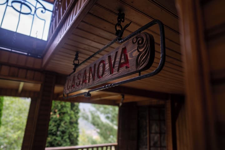 Casanova Inn