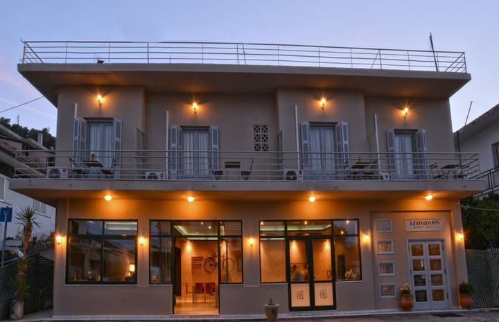Leonidaion Guest House