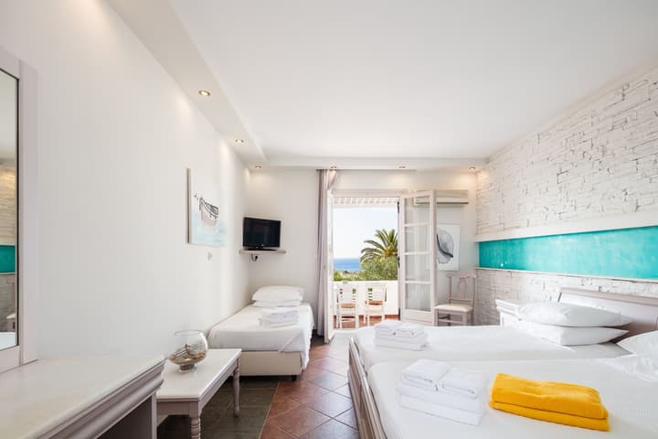 Kavuras Village Hotel & Suites