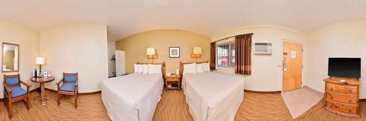 Thunderbird Lodge