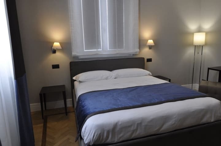 Place 24 Suites & Wellness