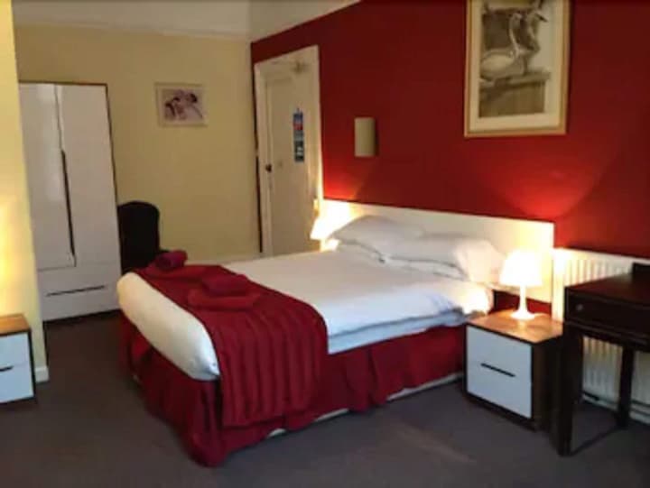 Abbey Lodge